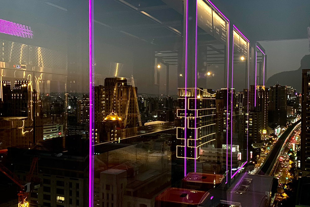 萬豪台中豐邑MOXY飯店<span> MOXY Roof bar XOXO