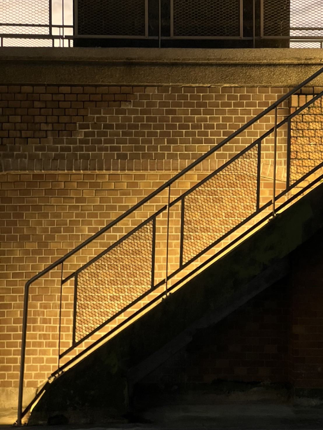 基隆漁會正濱大樓<span>keelung historic monuments</span>