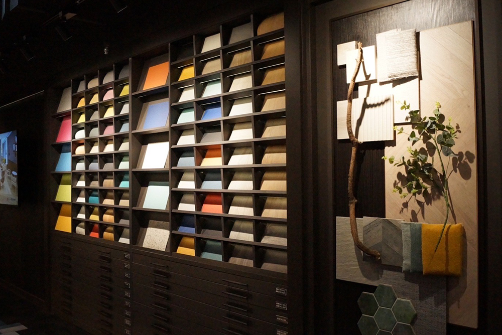 群群地毯展示中心<span>Chinchin Carpet Exhibition Center</span>