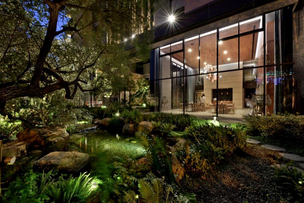 陸府植森<span>Live Forever Zhisen</span>