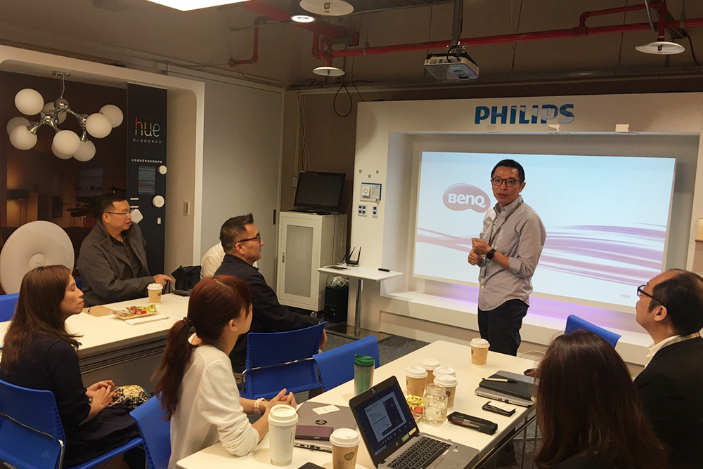 飛利浦參訪<span>New Technology Brings New Lights</span>